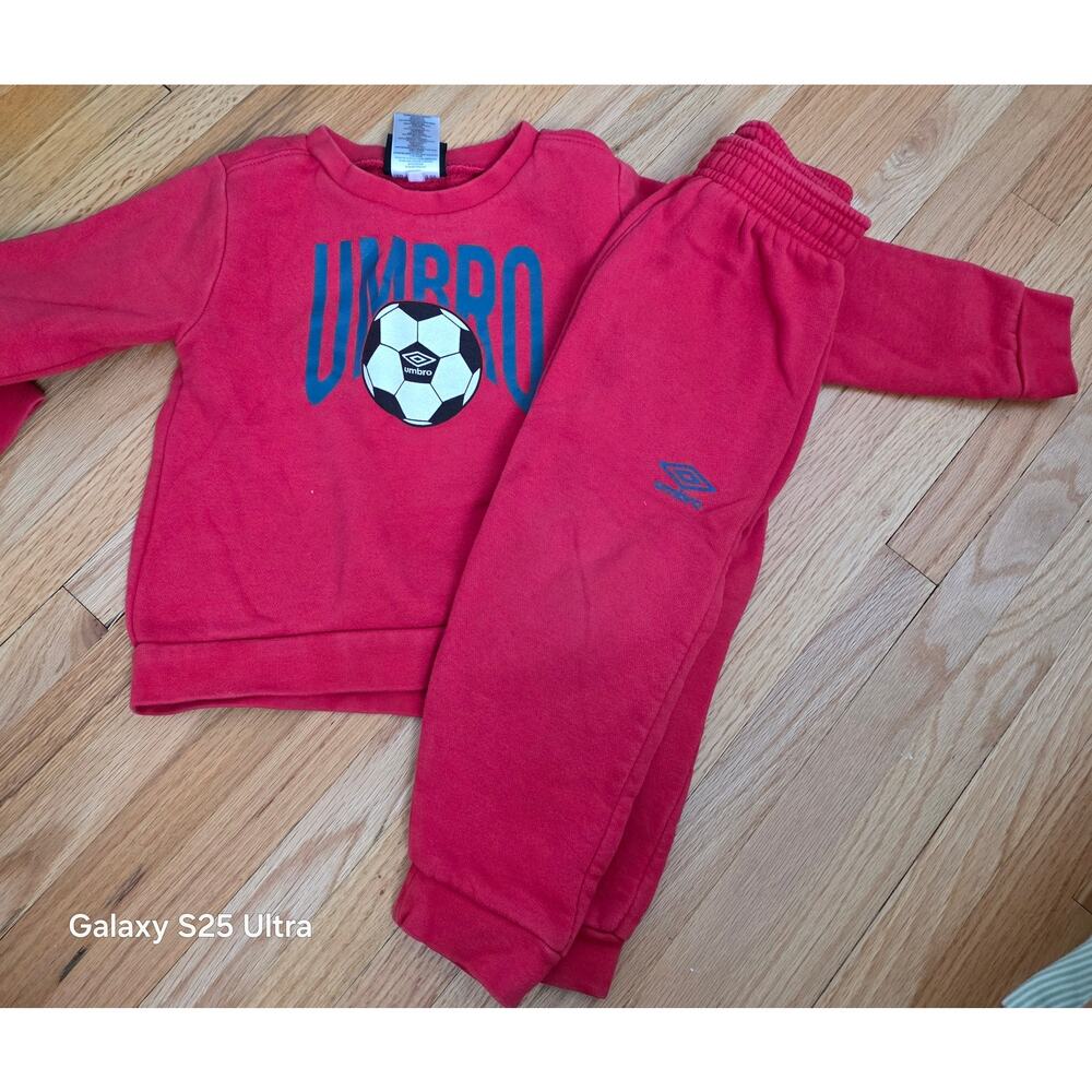 Umbro‎ red sweatshirt and jogger fleece lined set, soccer ball logo sz 24 mo